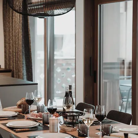 Des Cerisiers - Luxe Et Parking A Le Praz *