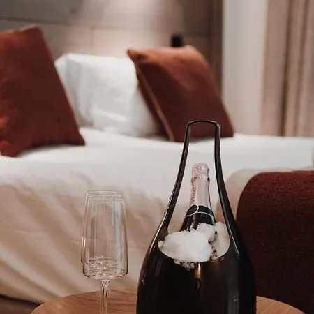 Des Cerisiers - Luxe Et Parking A Le Praz アパート *