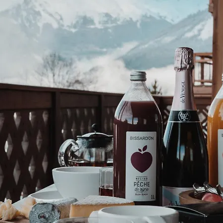 アパート Des Cerisiers - Luxe Et Parking A Le Praz クールシュヴェル