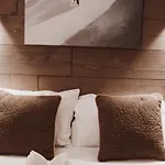 Des Cerisiers - Luxe Et Parking A Le Praz Lejlighed Courchevel