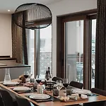 Des Cerisiers - Luxe Et Parking A Le Praz Lejlighed *