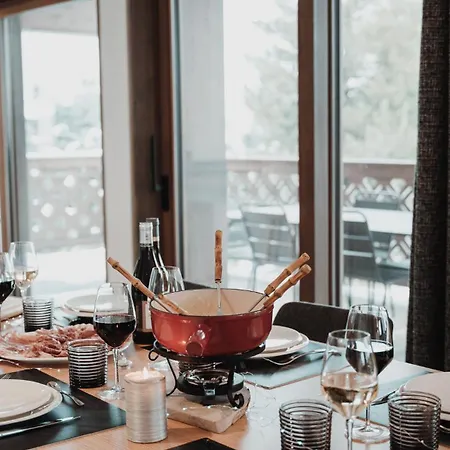 Des Cerisiers - Luxe Et Parking A Le Praz Apartment
